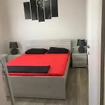 Modern & Comfortable House In The Center Appartement Ermoupoli
