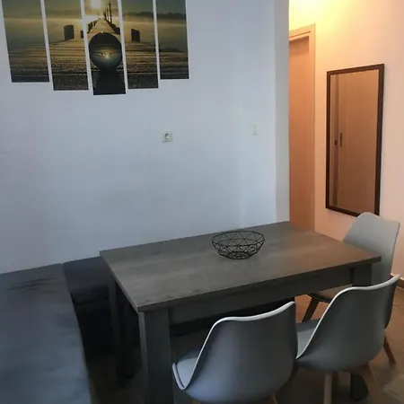 Modern & Comfortable House In The Center *